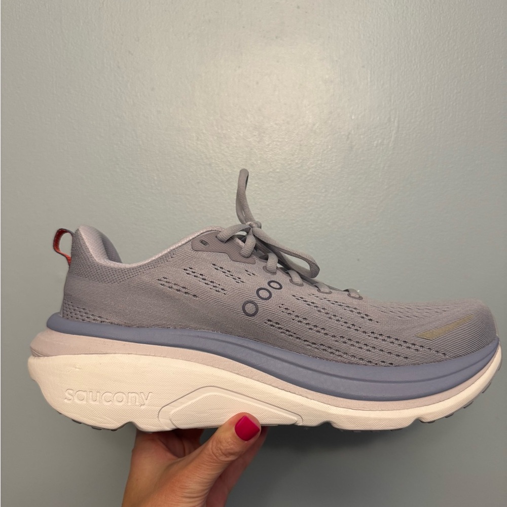 Women’s Saucony Hurricane 25 - Picture 4 of 14